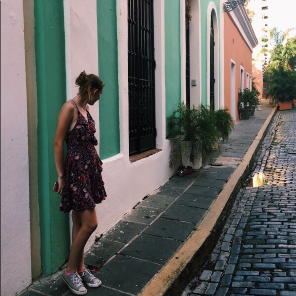 Meet your Posher, Emily